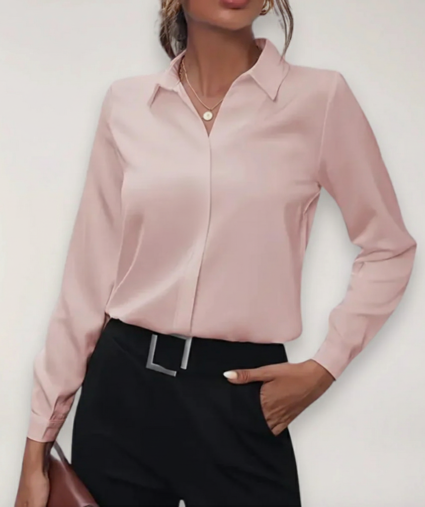 Charlotte | Chic Tailored Blouse with Stylish Buttons