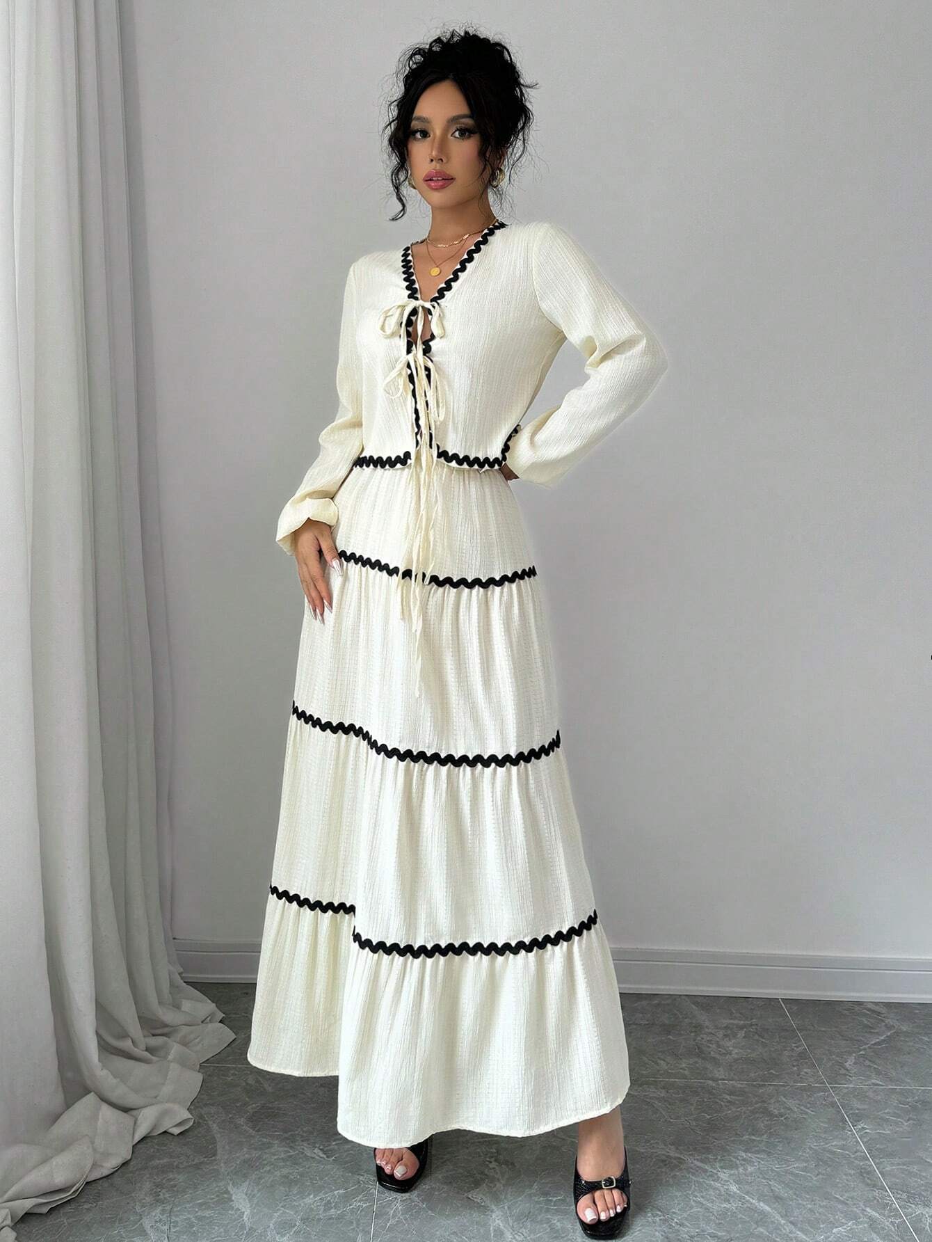Women's Two-Piece Set | V-Neck Ruffled