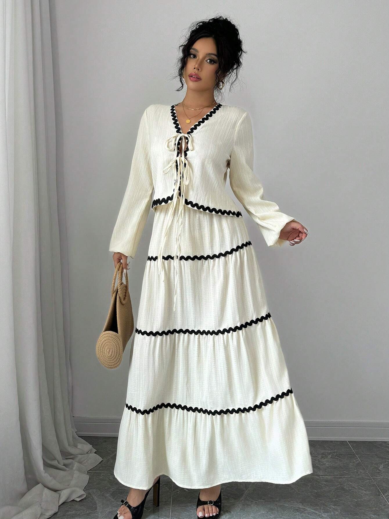 Women's Two-Piece Set | V-Neck Ruffled