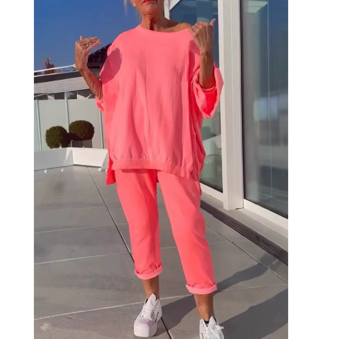 Women's Loungewear | Oversized Top Tapered Pants