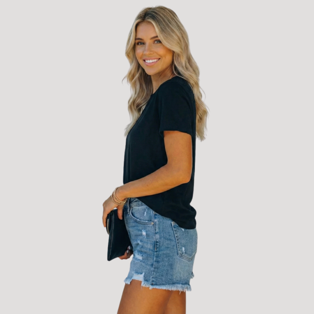 Jacolien | High-Waisted Denim Shorts with Frayed Hem for Women