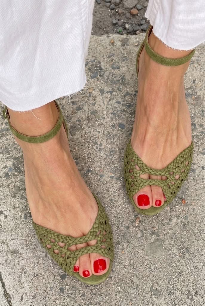 Isadora | Braided Gold Sandals