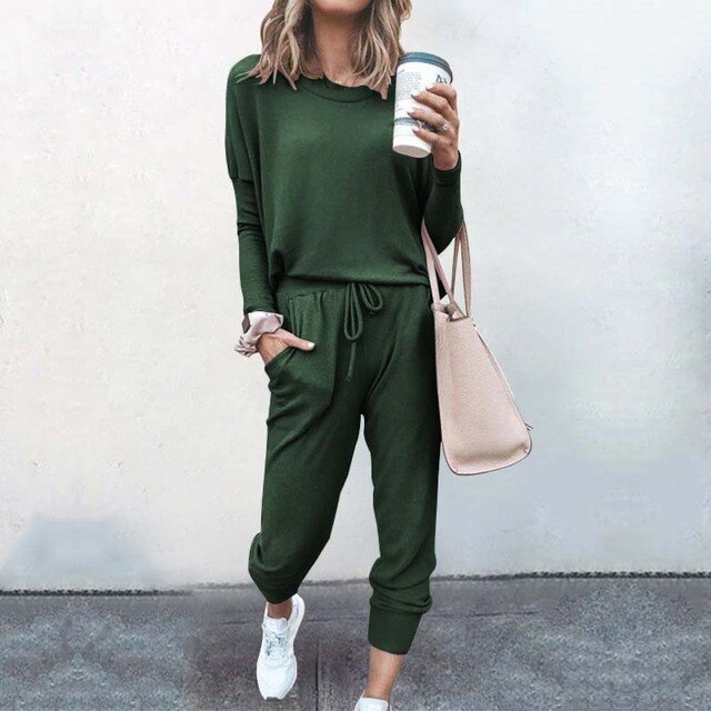 Emma | Cozy Lounge Set with Long Sleeve Top and Joggers