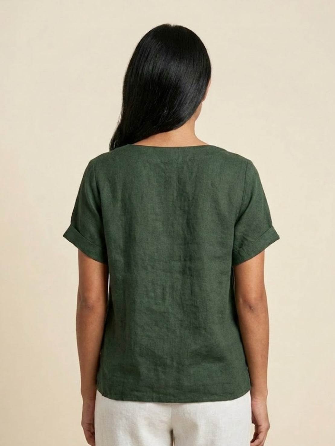 Grace | Effortless Linen Blouse with Chic Button Accents