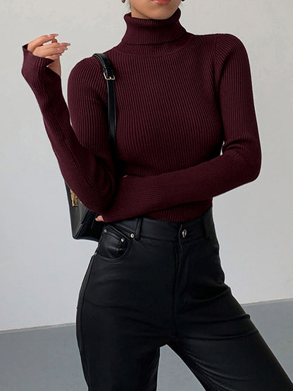 Hailey | Chic Minimalist Turtleneck for Winter Style