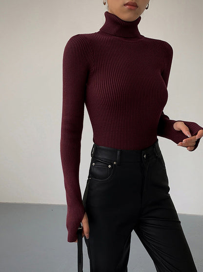 Hailey | Chic Minimalist Turtleneck for Winter Style