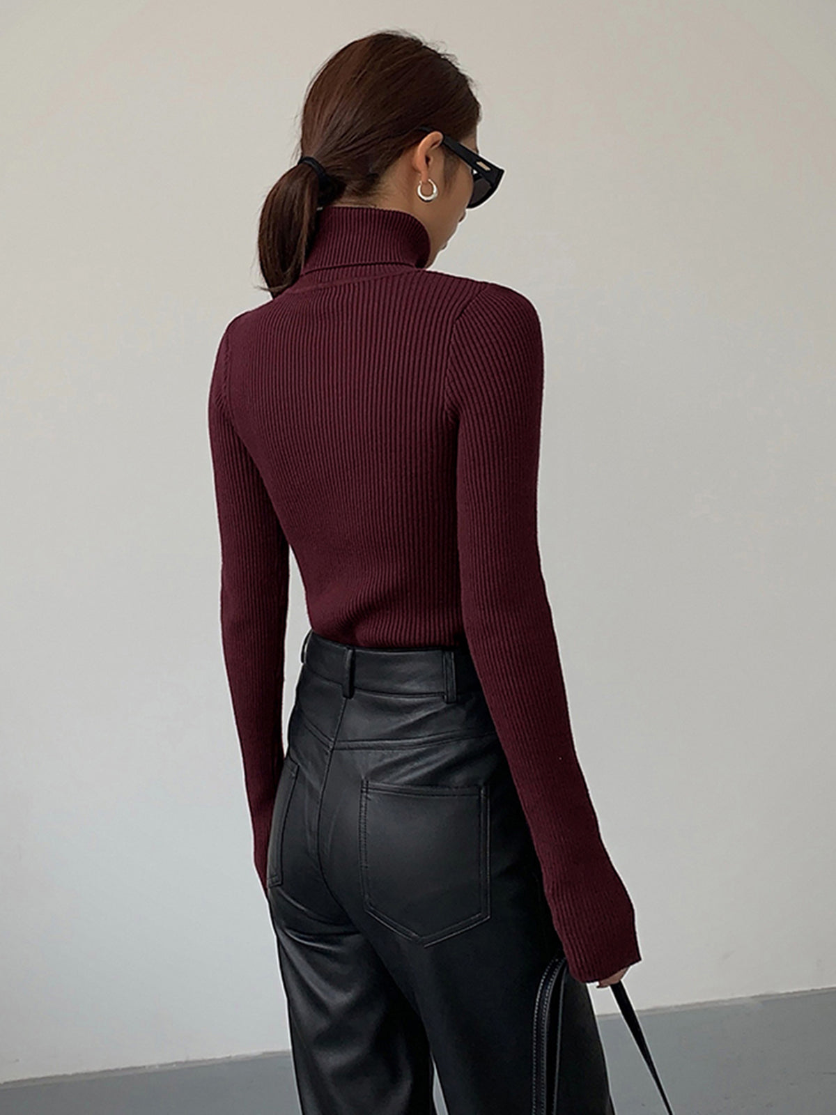 Hailey | Chic Minimalist Turtleneck for Winter Style