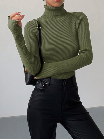 Hailey | Chic Minimalist Turtleneck for Winter Style