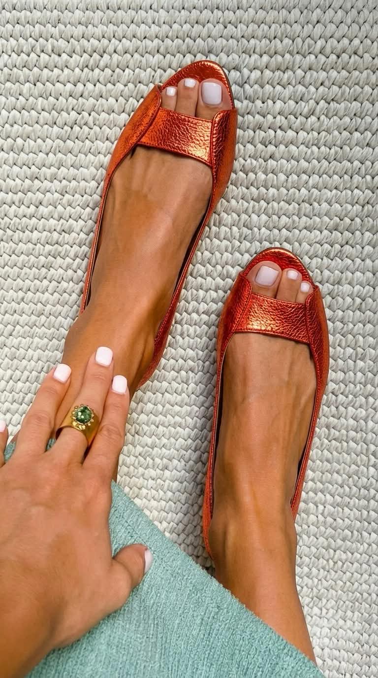 Adelina | Elegant Gold Sandals for Ultimate Comfort