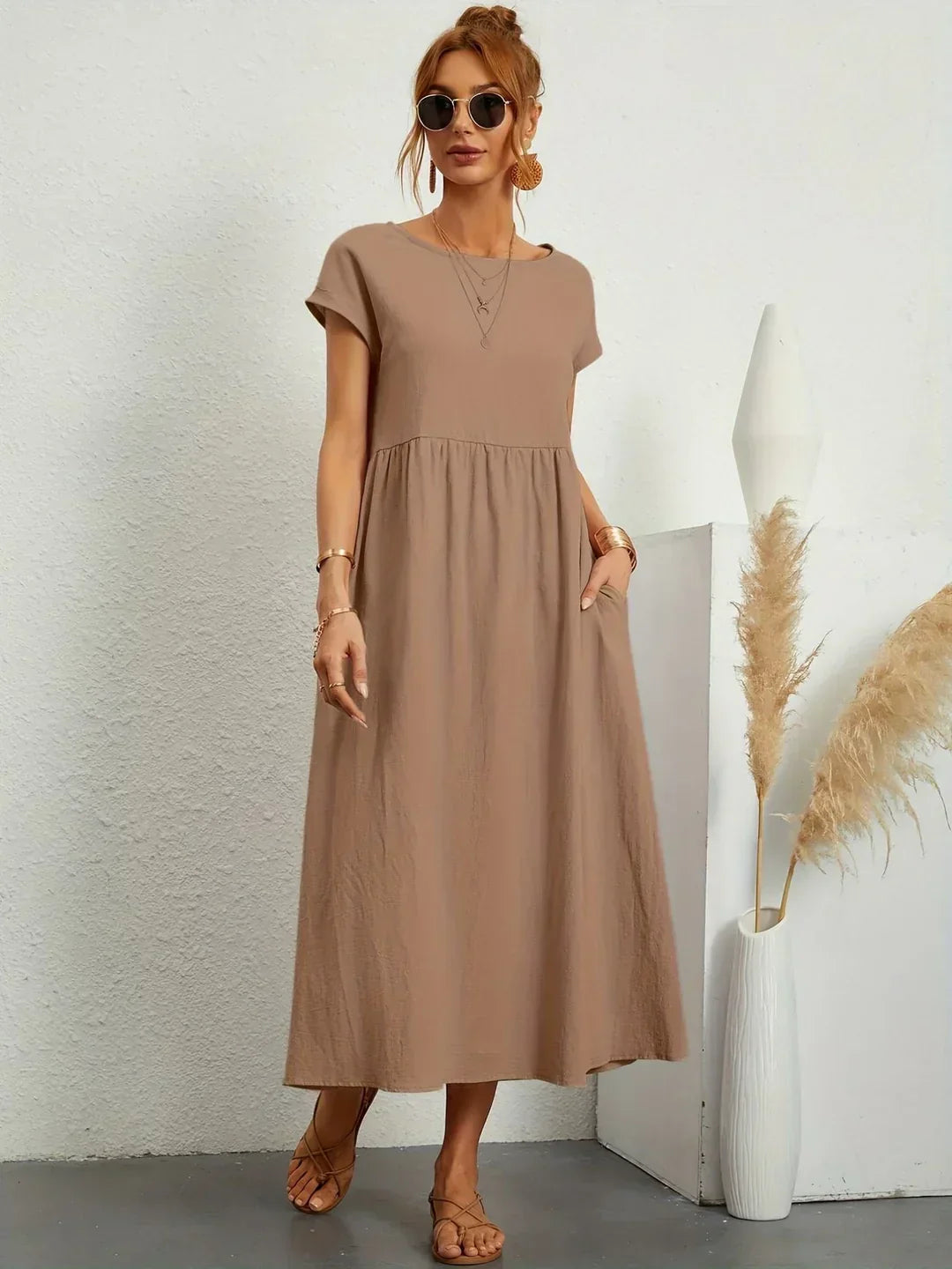 Gabrielle | Timeless flowy midi dress for effortless elegance