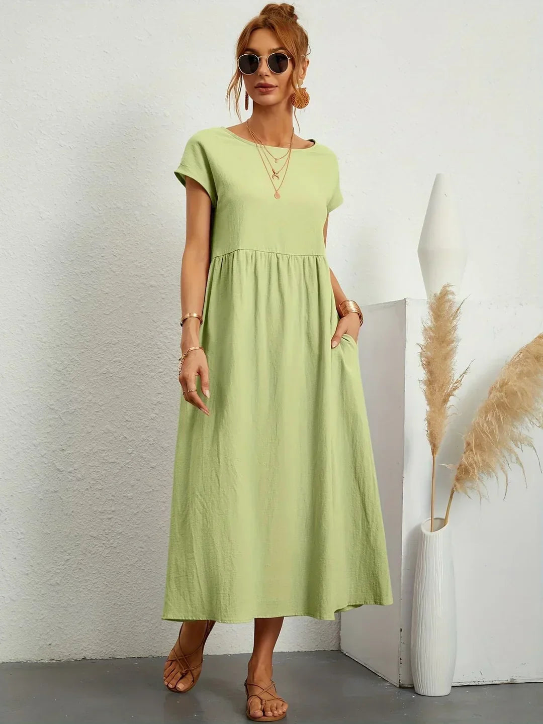 Gabrielle | Timeless flowy midi dress for effortless elegance