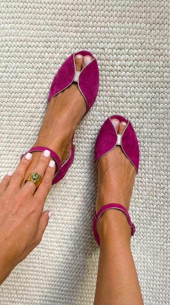 Olivia | Chic Sage Green Sandals