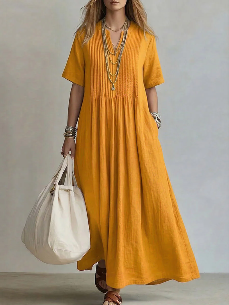 Colette | Effortlessly tailored pleated midi dress