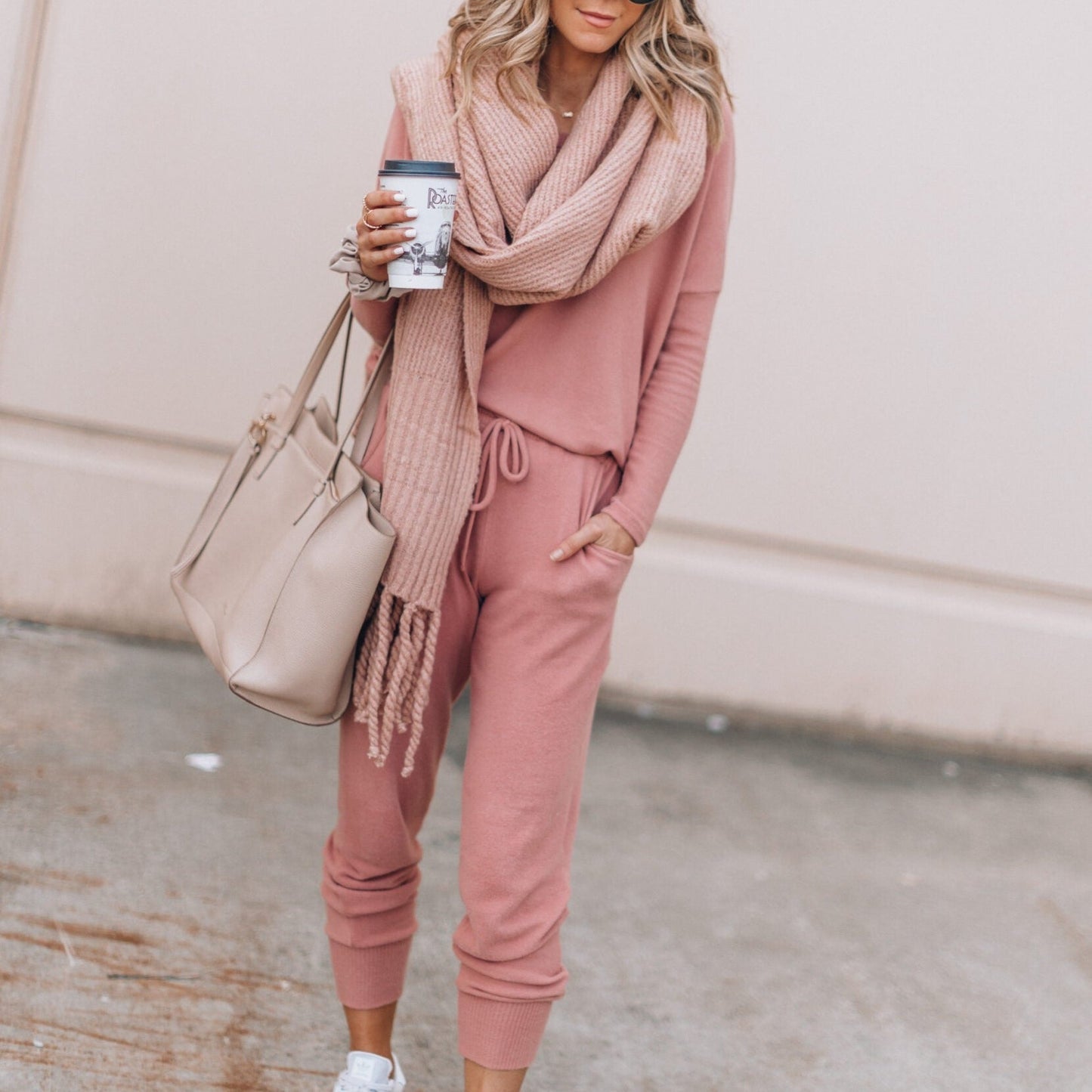 Emma | Cozy Lounge Set with Long Sleeve Top and Joggers