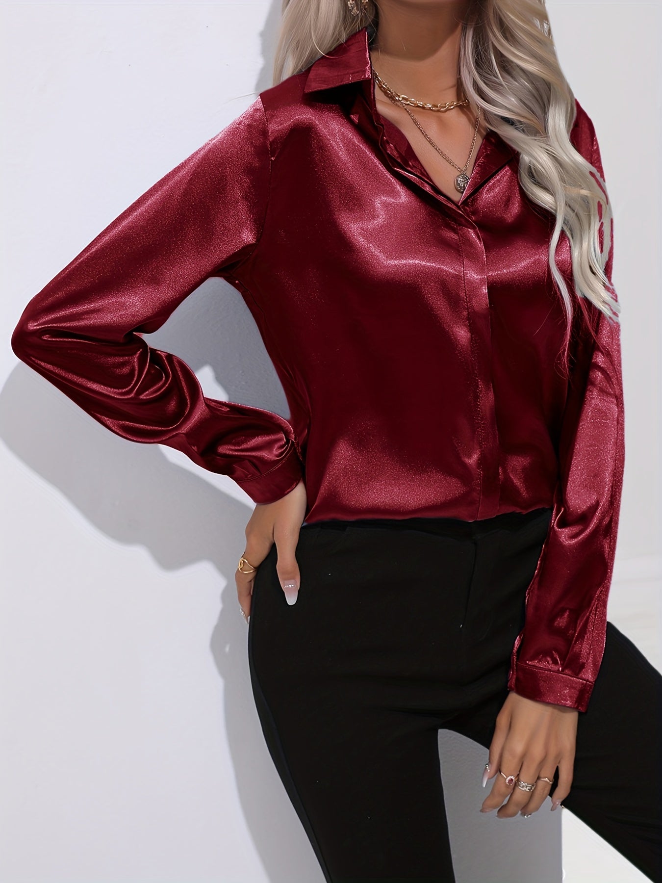 Sarah | Chic Long Sleeve Button-Down Blouse