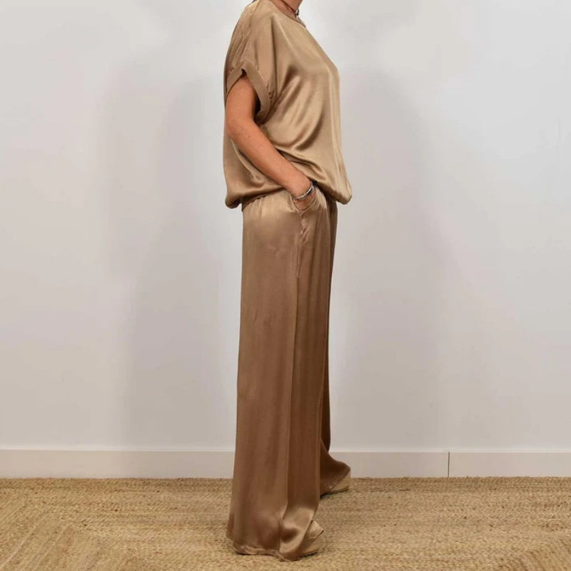 Women's Two-Piece Set | Loose Silhouette Top and Pants
