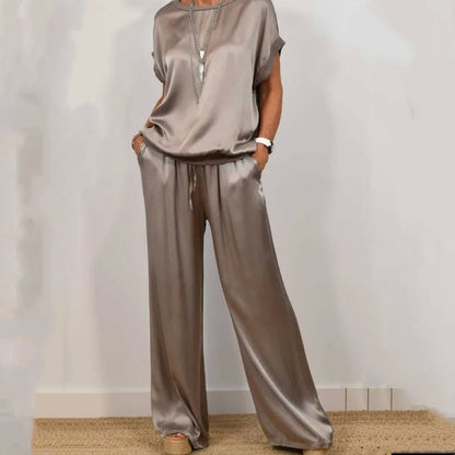 Suzy - Two Piece Silk Set