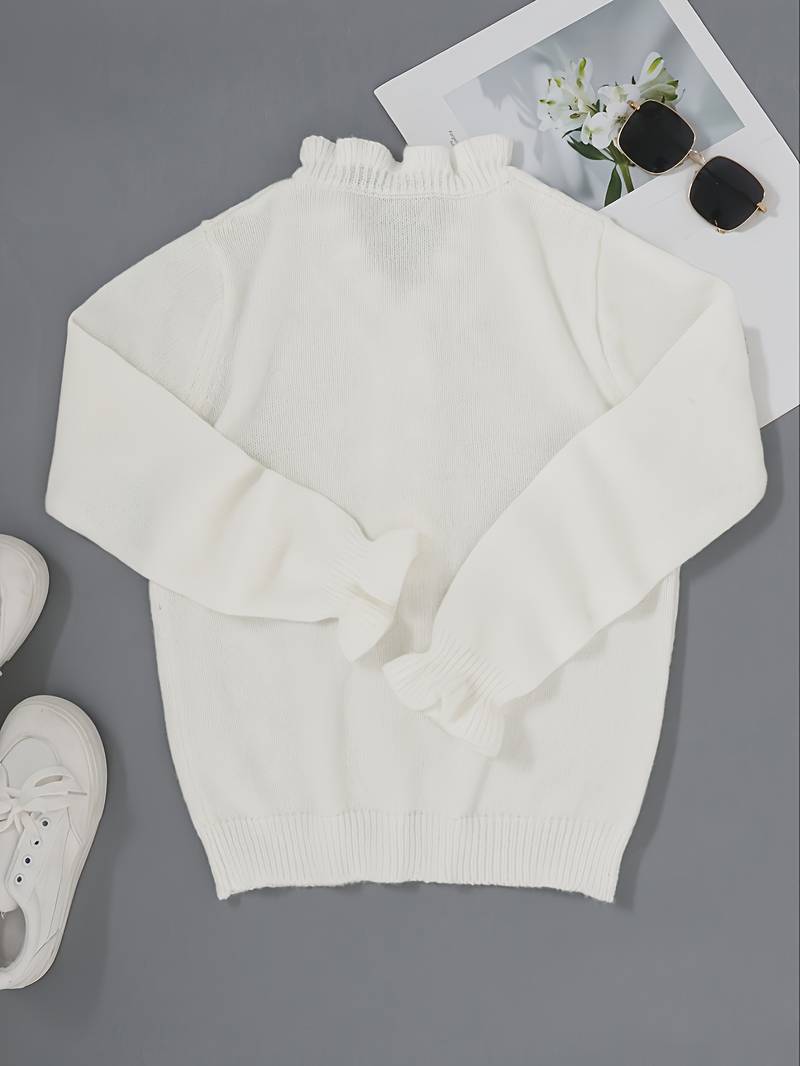 Victoria | Chic Ruffle Blouse with Decorative Buttons